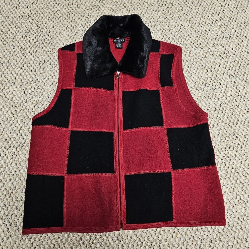 Tally Ho Sweater Vest‎ Womans M Red 100% Wool Faux Fur Collar Zip Up Holiday